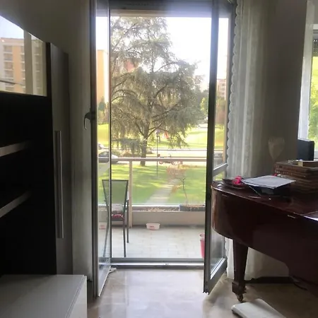 Mirasole Flower Appartement Opera